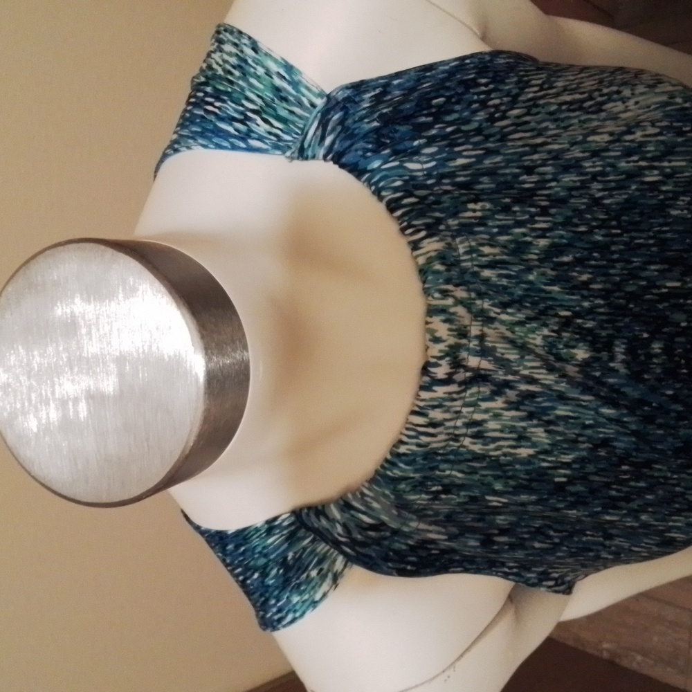 R & K sundress, size medium, blue/white, summer style. - Picture 4 of 7
